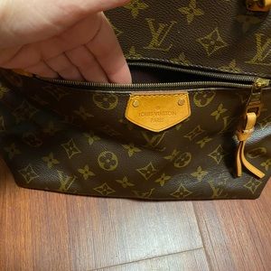 Louis Vuitton tote